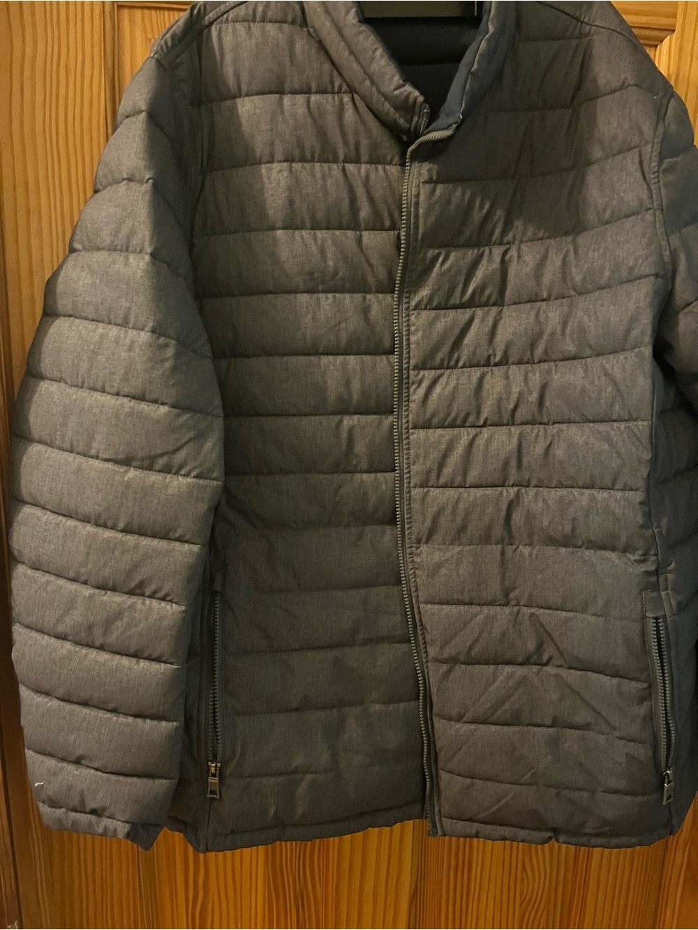 Men's Gray Quilted Puffer Jacket - Lightweight Insulated Coat